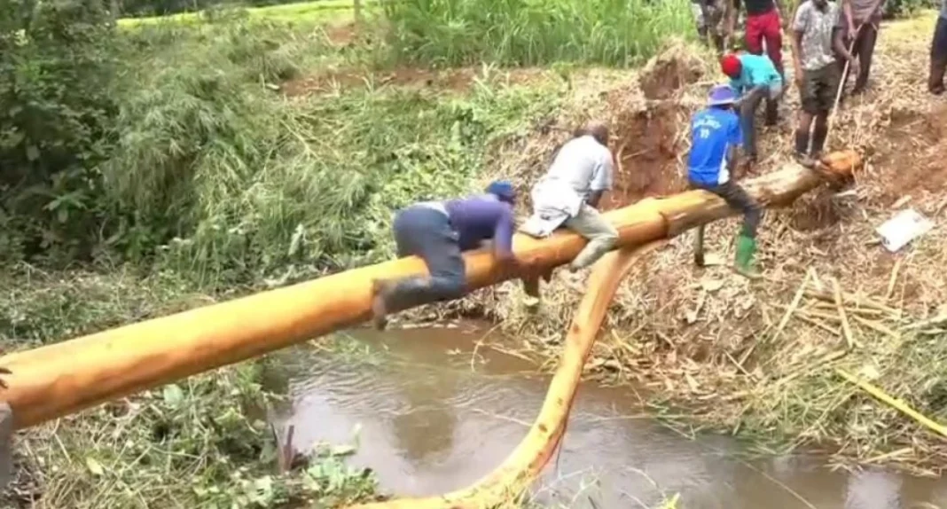Frustrated Kirinyaga residents build makeshift bridge after eight years of broken promises from elected leaders