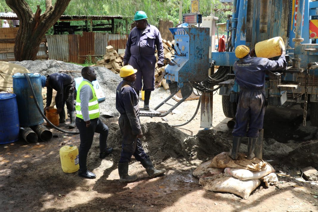 Kiambu officials inspect Kanunga borehole project