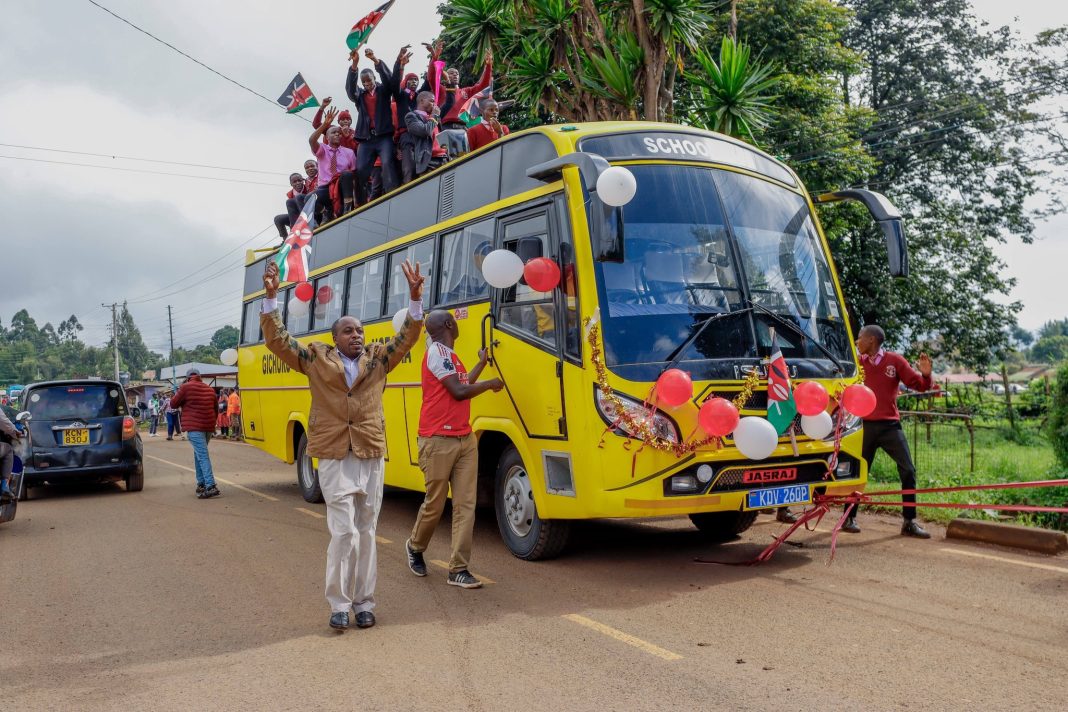 Gichuru High School receives new bus